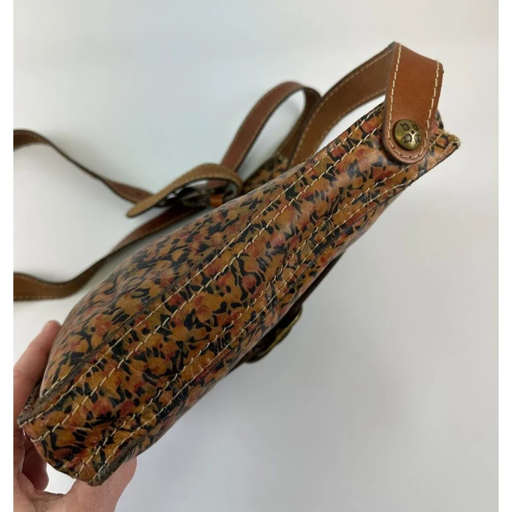 Patricia Nash Venezia‎ Crossbody Floral Brown Leather Strap Snap Slim Bag Purse
